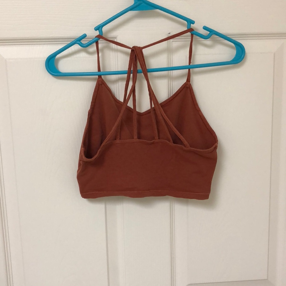 Cropped strappy tank - Picture 2 of 2
